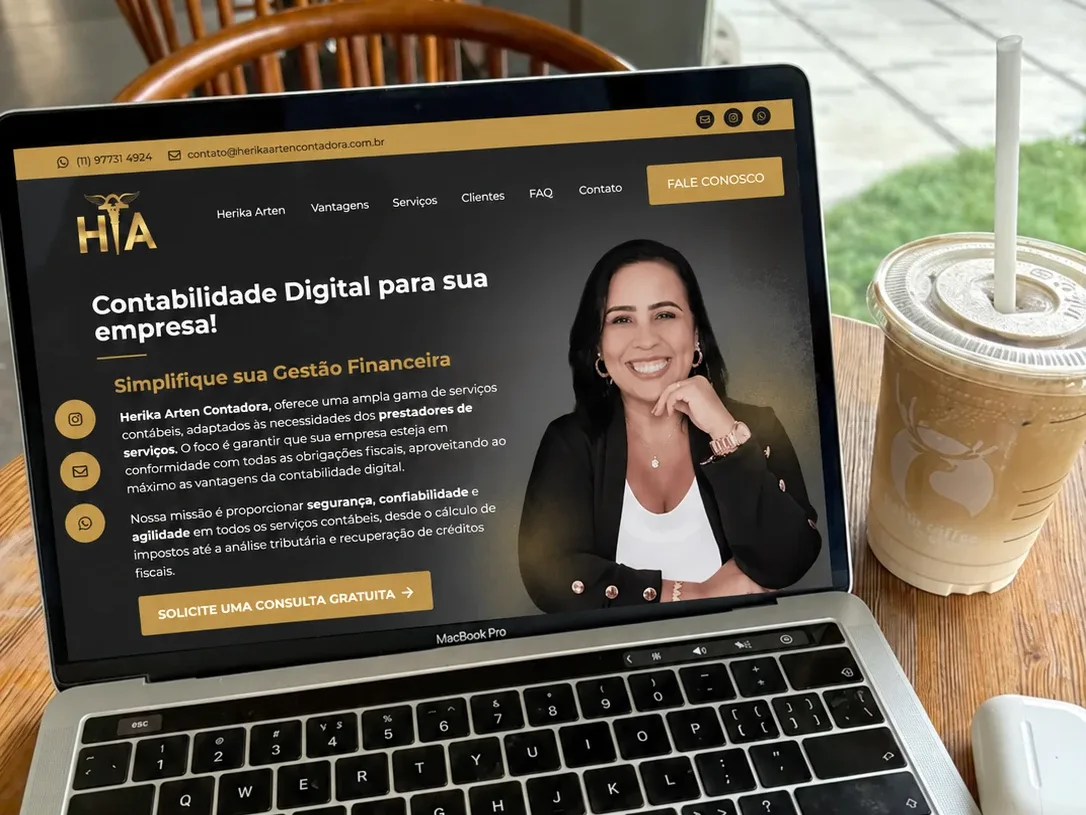 Início do site da contadora Herika Arten, com a foto dela em destaque, o título Contabilidade Digital para sua empresa e o botão de consulta gratuita